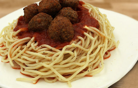 Espagueti con Albóndigas